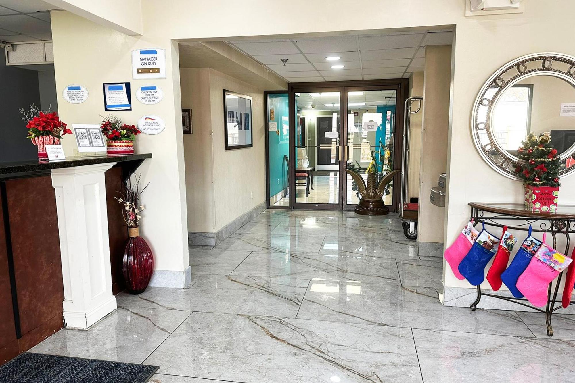 Oyo Hotel Rome West Ga מראה חיצוני תמונה