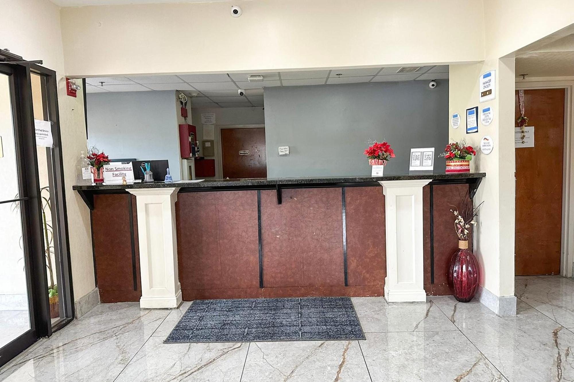 Oyo Hotel Rome West Ga מראה חיצוני תמונה