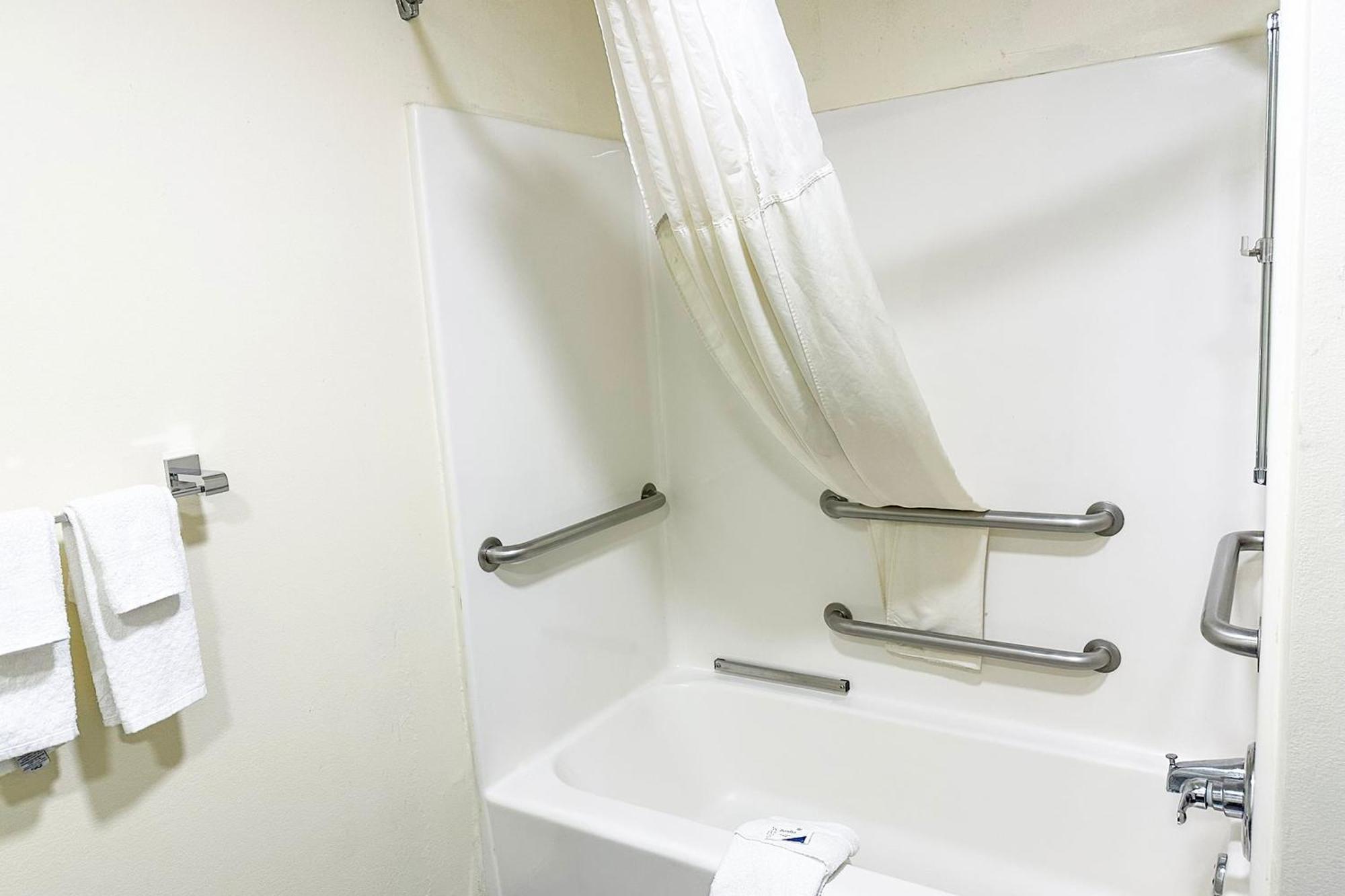 Oyo Hotel Rome West Ga מראה חיצוני תמונה