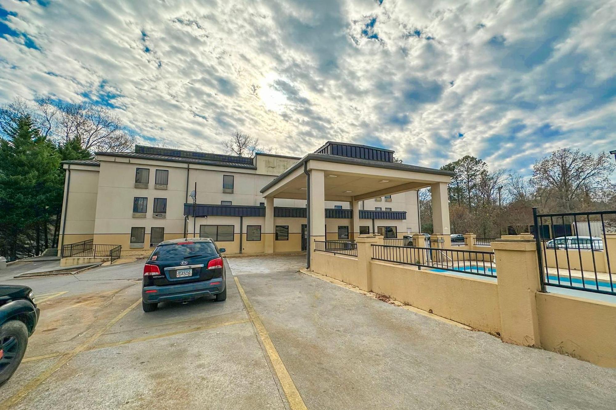 Oyo Hotel Rome West Ga מראה חיצוני תמונה